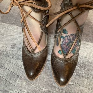 Gorgeous Freebird Flame heels size 8